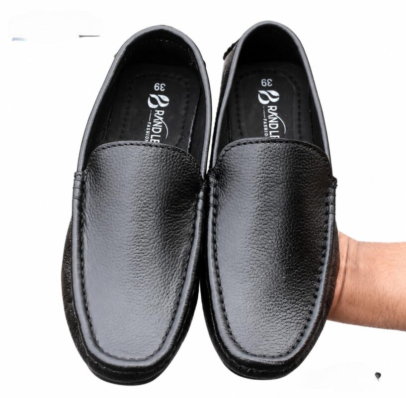 Black leather slip-on shoes for men